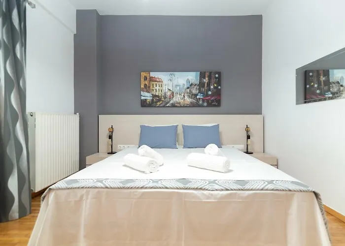 Hermes By Heloni Apartments